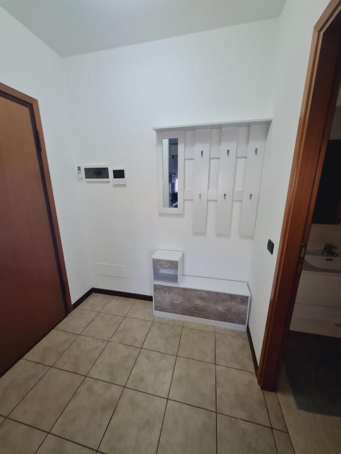 La Casa Di Ida Intero Appartamento Vigevano Bagian luar foto